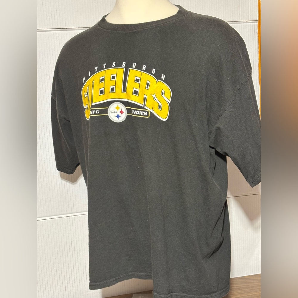 NFL Pittsburgh Steeler T-shirt size 2X